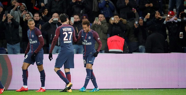 随着事件的 随着事件的