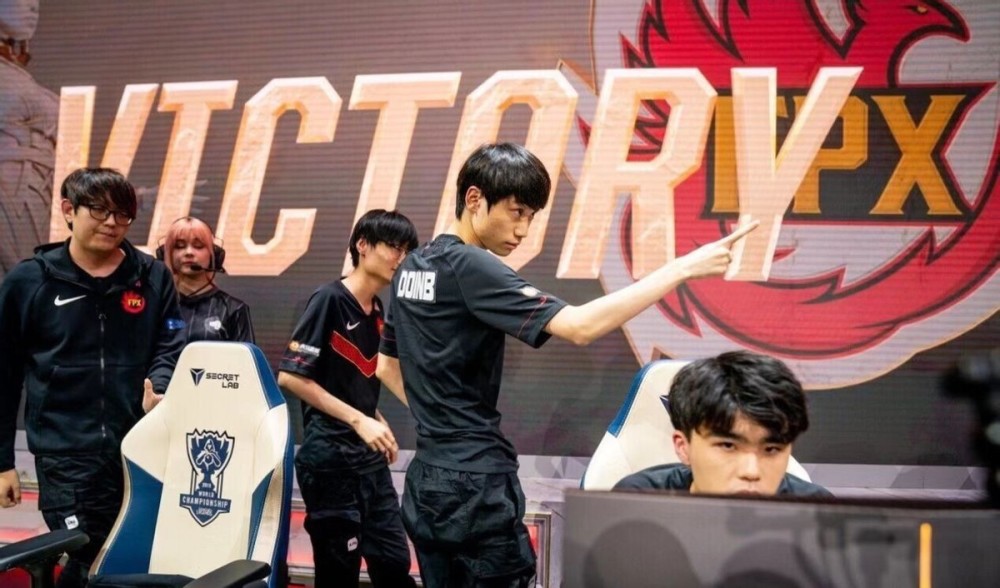 出与劳塔罗 出与劳塔罗