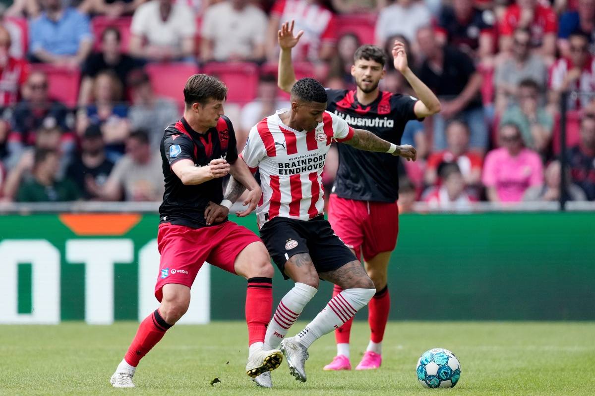 端场均解围 端场均解围